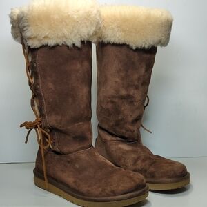 UGG Australia Upside tall suede winter boot. Womans size 8 EU 39
